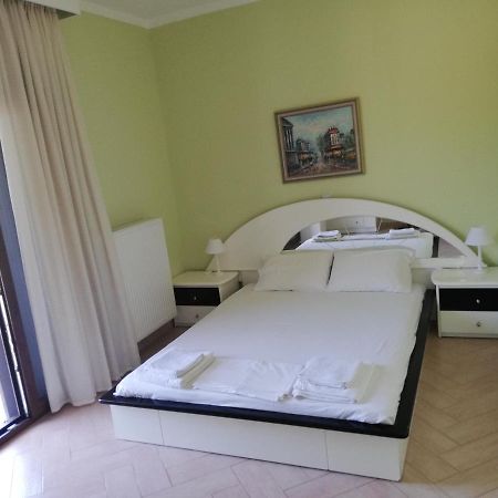 Villa Elva アスプロヴァルタ エクステリア 写真