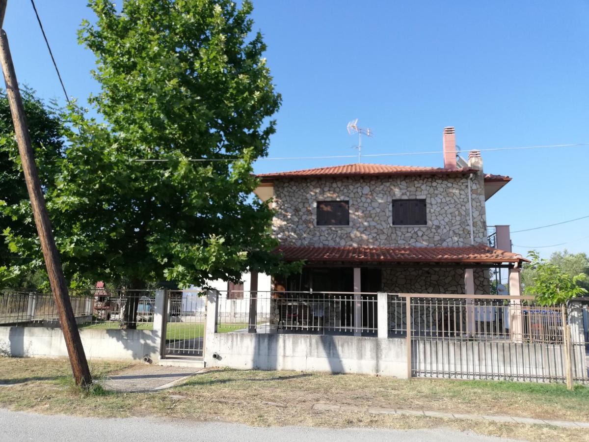 Villa Elva アスプロヴァルタ エクステリア 写真